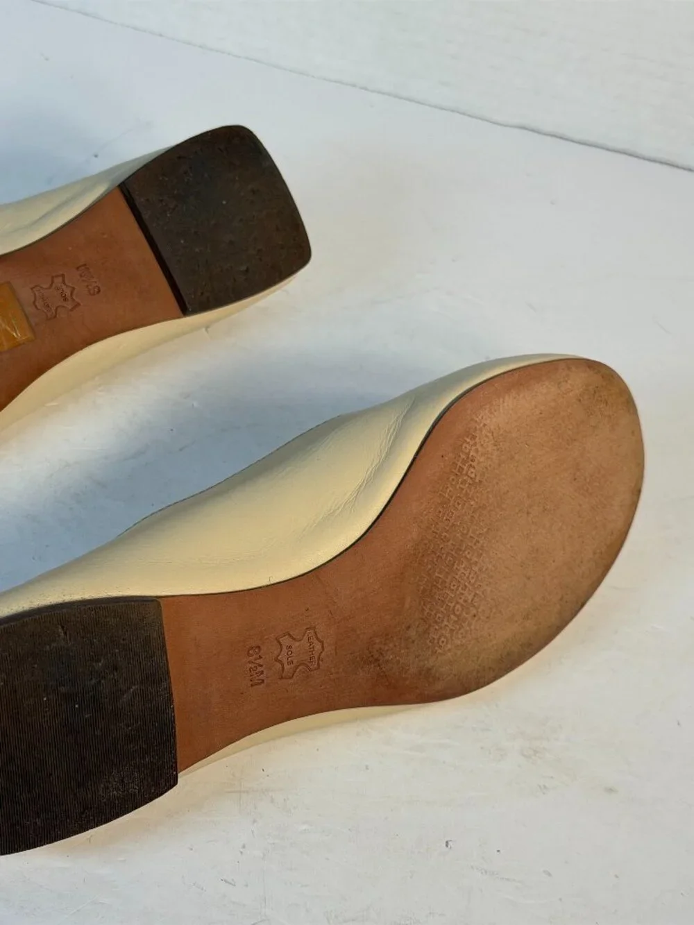 TORY BURCH SIZE 8.5 FLATS